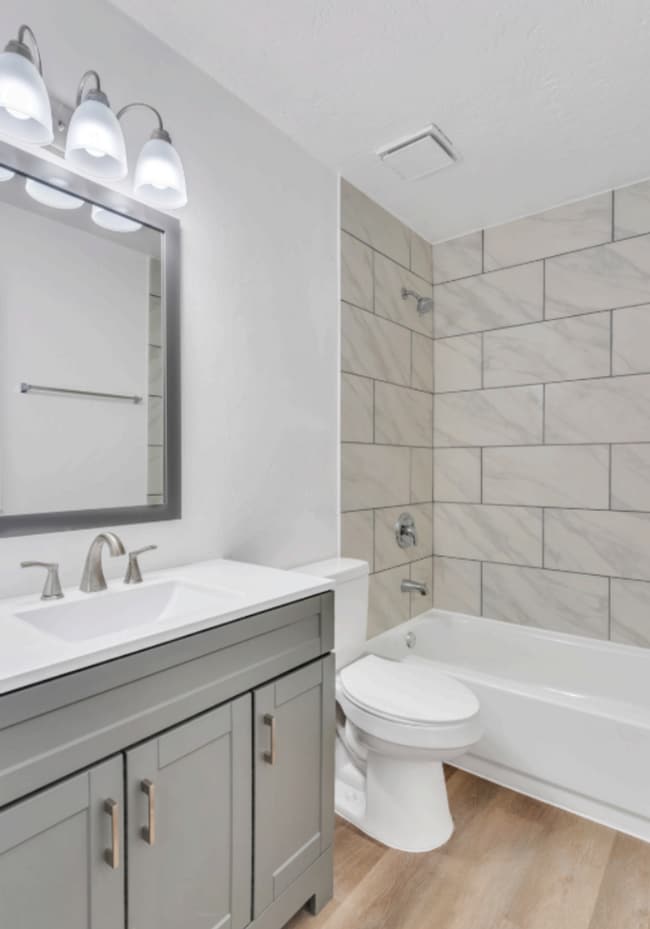 Building Photo - Cuarto Listo! - Cheap Clean - Room for Rent!