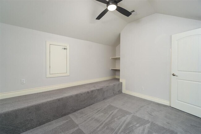 Building Photo - 853 Coastal Ct
