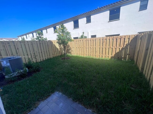 Building Photo - 11911 SW 246 Terrace