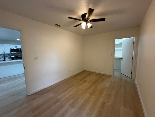 Building Photo - 1712 Brake Dr