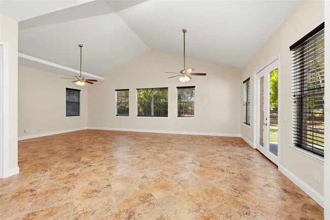 Building Photo - 5608 Kevin Ave