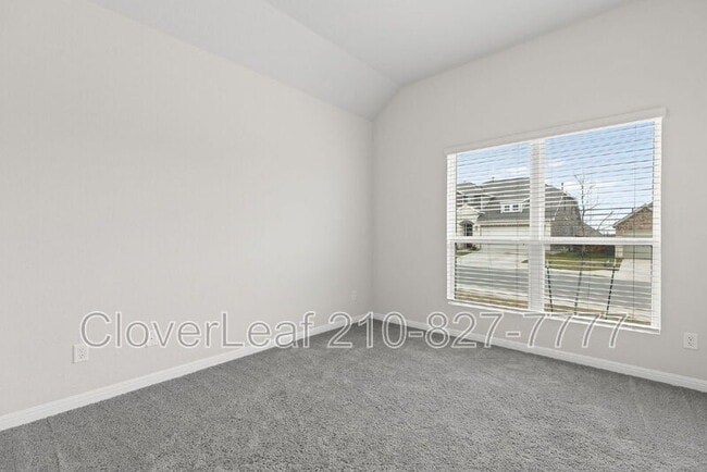 Building Photo - 200 Swinging H Ln