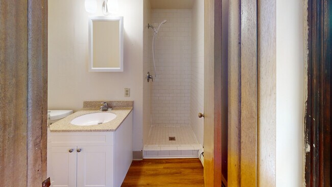 C - Bathroom - The Badger Den Apartments on Gilman