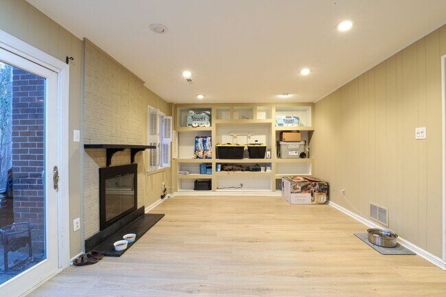 Building Photo - Welcome Home!