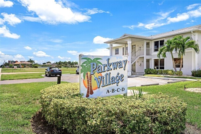 Building Photo - 5024 Chiquita Blvd S