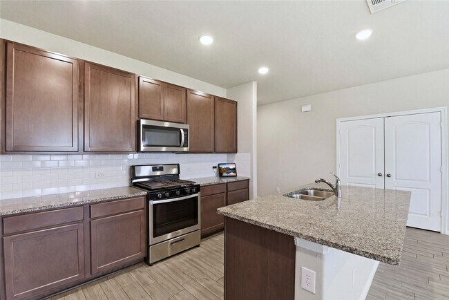 Building Photo - 24715 Oakheath Arbor Ln