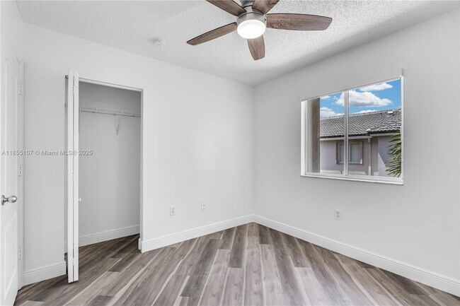 Building Photo - 14308 SW 120th Ct