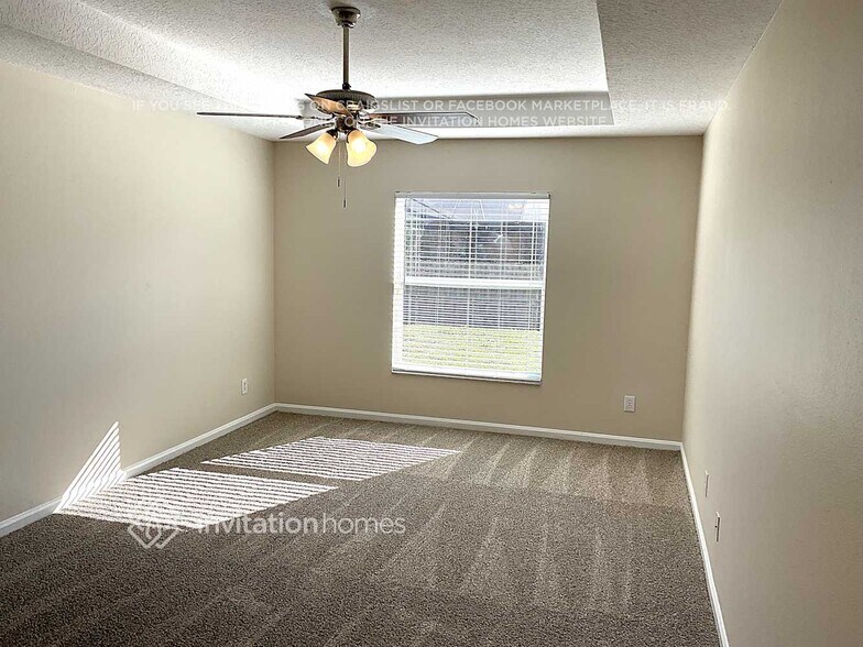 Building Photo - 686 Ballon Terrace SE