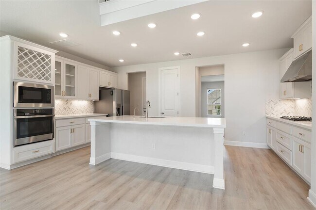 Building Photo - 159 Fireside Rd