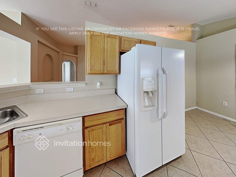 Building Photo - 5530 Bess Ln