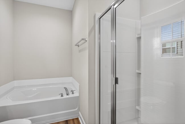 Building Photo - 20 Centennial Ct