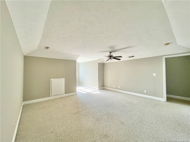 Building Photo - 108 Canyon Ct