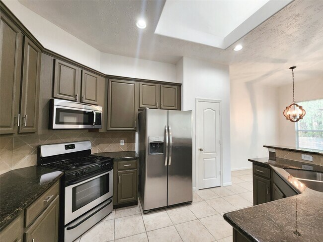 Building Photo - 18730 Dempsey Oaks Dr
