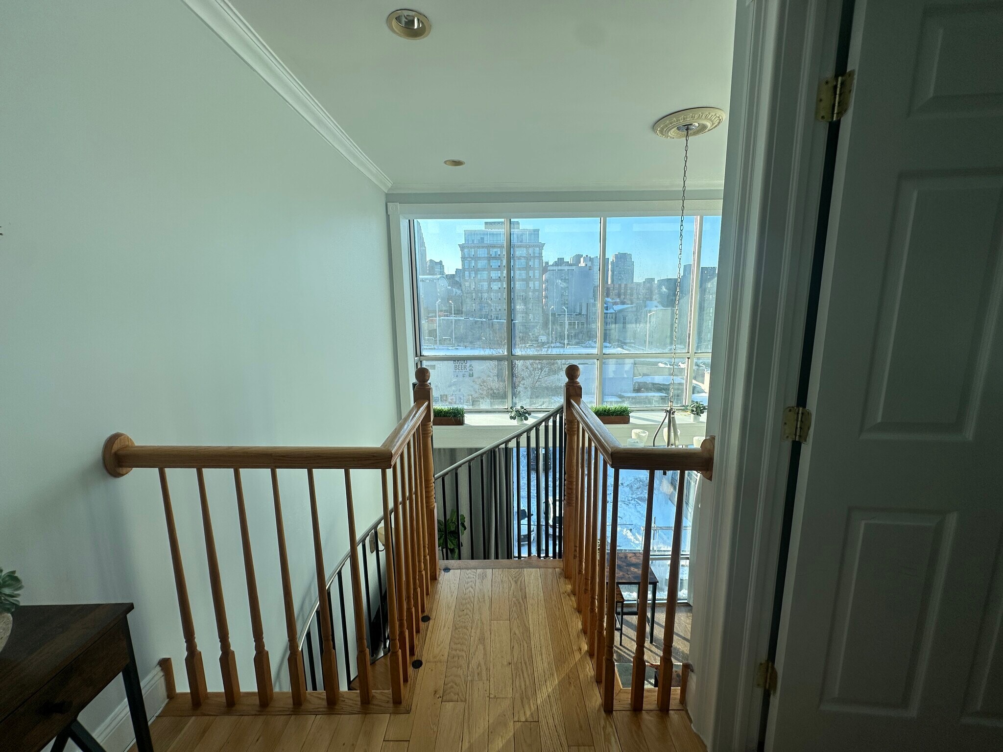 Building Photo - 205 N 11th St