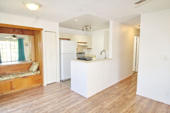Building Photo - Unfurnished 2 bed/ 1.5 bath Kihei Villages