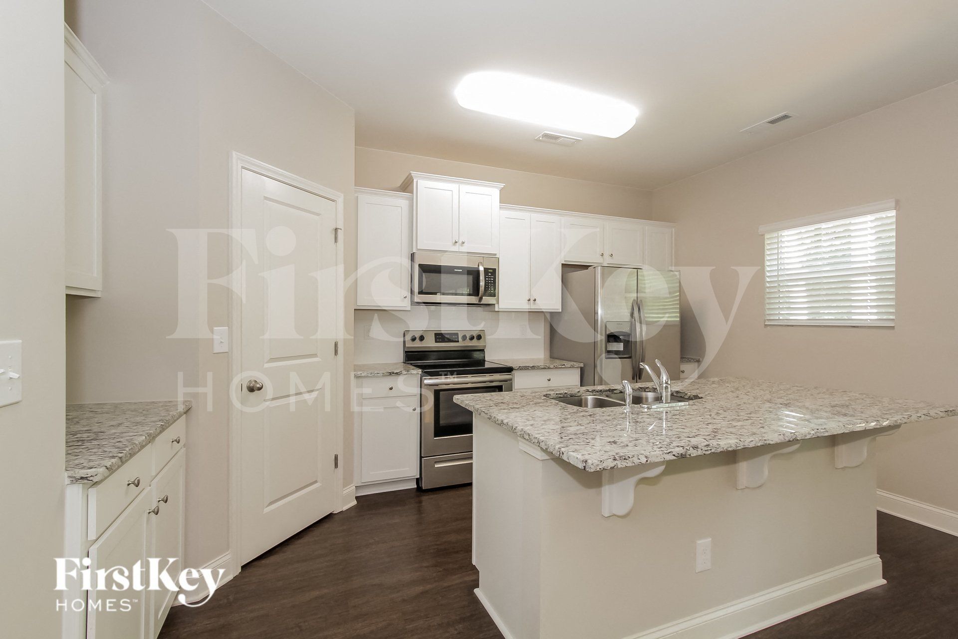 Building Photo - 9545 Blue Knoll Ct