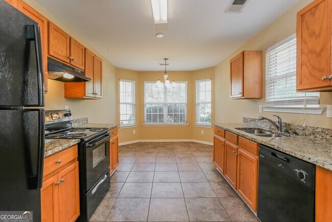 Building Photo - 25 Lakeridge Ct