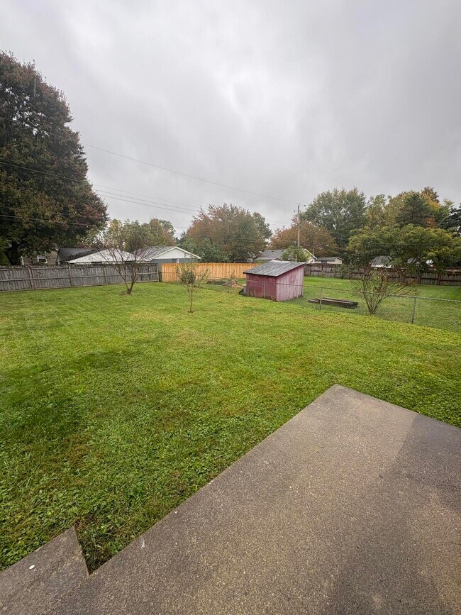 Building Photo - 1117 Meridian Dr