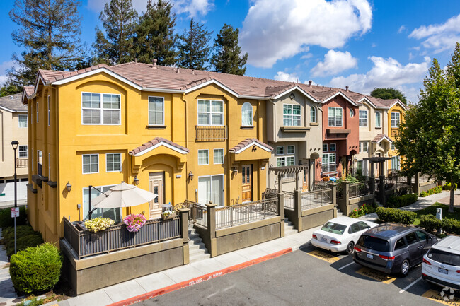 Primary Photo - Lunare Townhomes