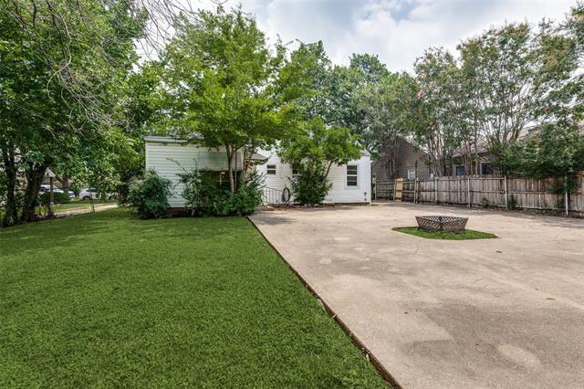 Building Photo - 3558 Stadium Dr