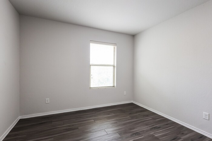 Building Photo - 2710 Telder Path