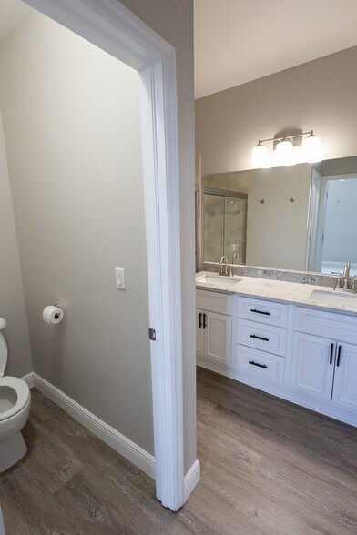 Building Photo - 101 SE Ocean Blvd