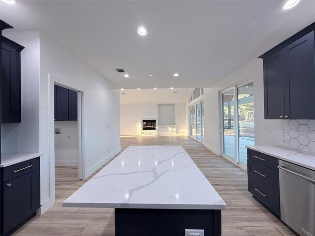 Building Photo - 21000 Nantucket Cove