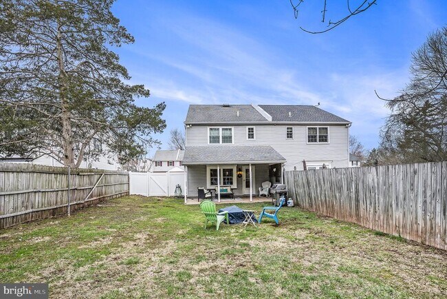 Building Photo - 2019 Easter Ave