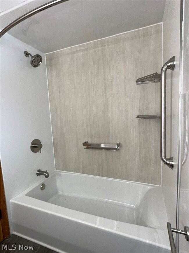 Building Photo - 124 Kenridge Rd