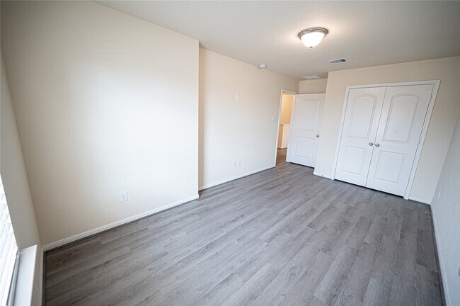 Building Photo - 10730 Nathaniel Valley Path
