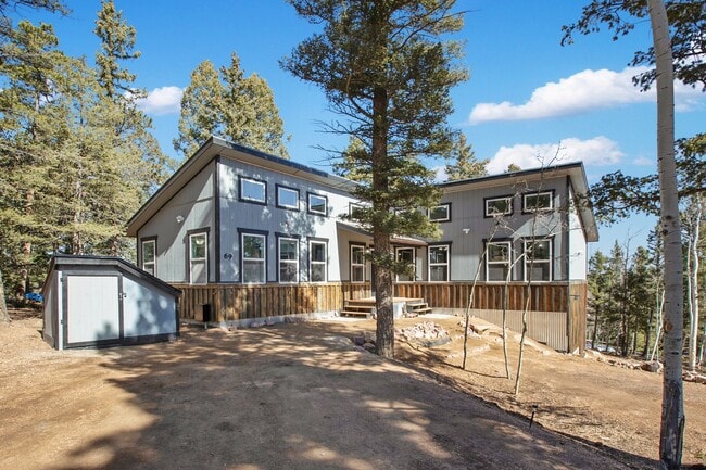 Building Photo - 69 Mt Powderhorn Rd