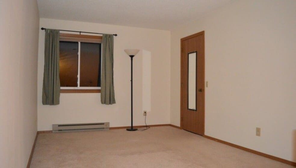 Building Photo - 1002 N Sunnyvale Ln