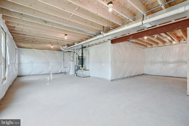 Building Photo - 55 Madison Dr