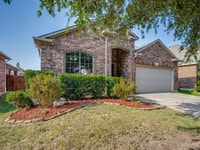 Building Photo - 3213 Hornbeam St