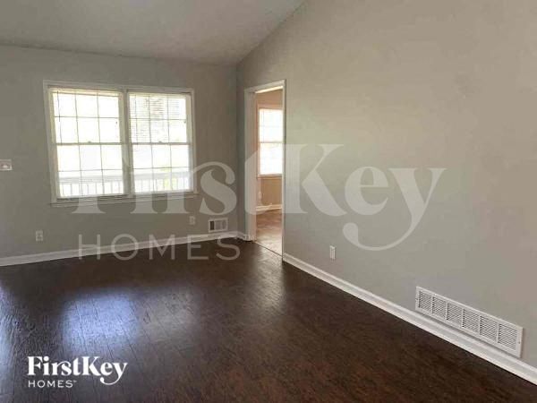 Building Photo - 2309 Westland Ml