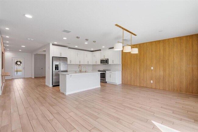 Building Photo - 3857 Branding Iron Bnd