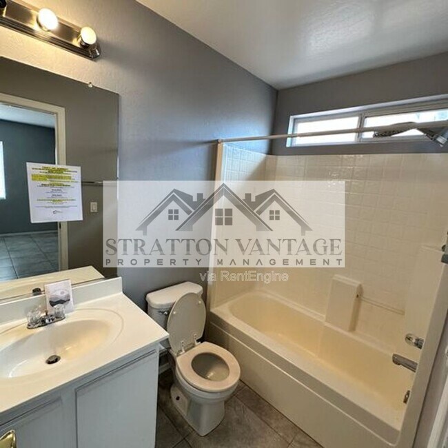 Building Photo - 12220 W Scotts Dr