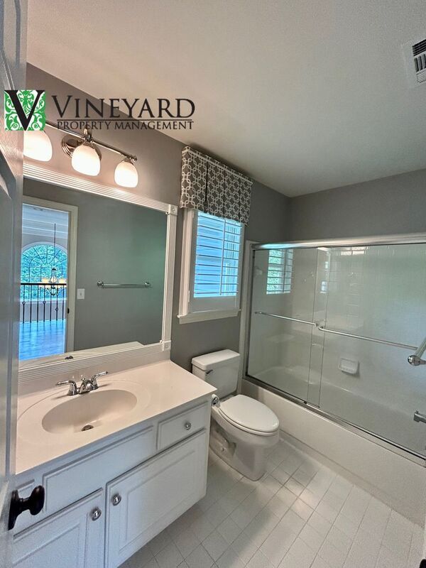 Building Photo - 508 Old Field Cove