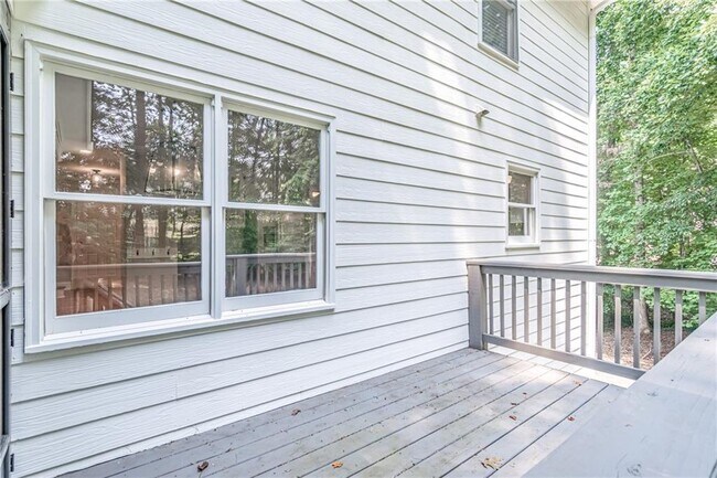 Building Photo - 1022 Knotts Pointe Dr