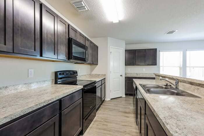 Primary Photo - 10370 Clearwater Wy