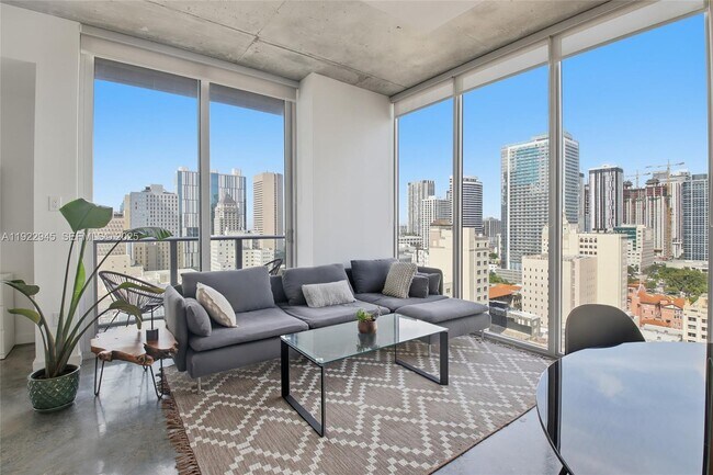 Building Photo - 151 SE 1st St