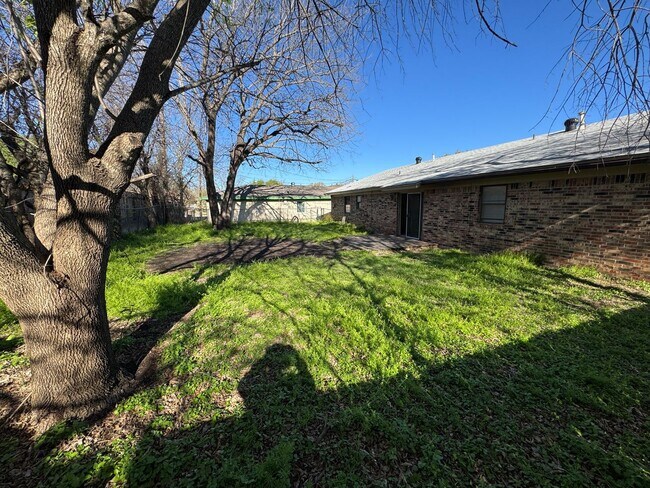 Building Photo - 3-Bedroom House for Rent in Copperas Cove - *Save $145/Month!*