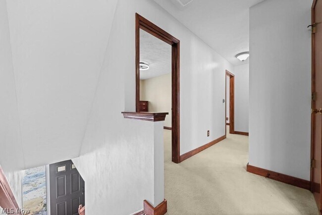 Building Photo - 13943 Walking Stick Way