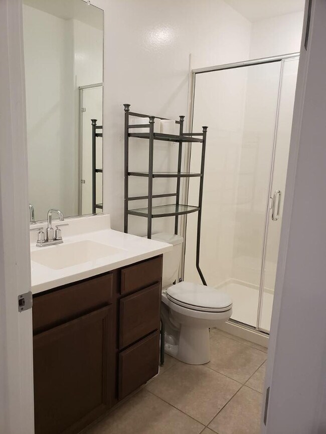 Building Photo - 4206 S 96th Ln