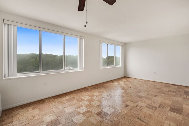 Building Photo - North Bethesda Studio - Walk to Metro - Ut...