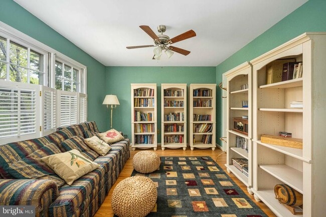 Building Photo - 6917 Stoneybrooke Ln