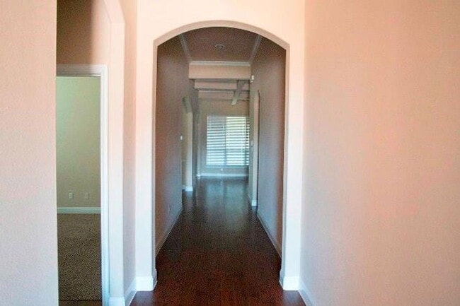 Building Photo - 739 Cedar Elm Trail