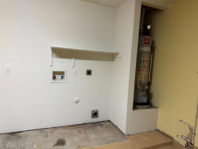 Building Photo - 12415 Jamie Dr