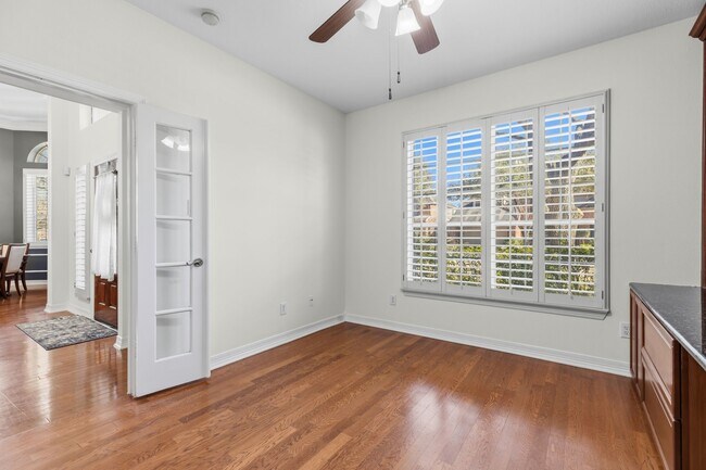 Building Photo - 5630 Ashford Ridge Ln