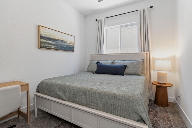 Building Photo - Charming 4BR House in Madera